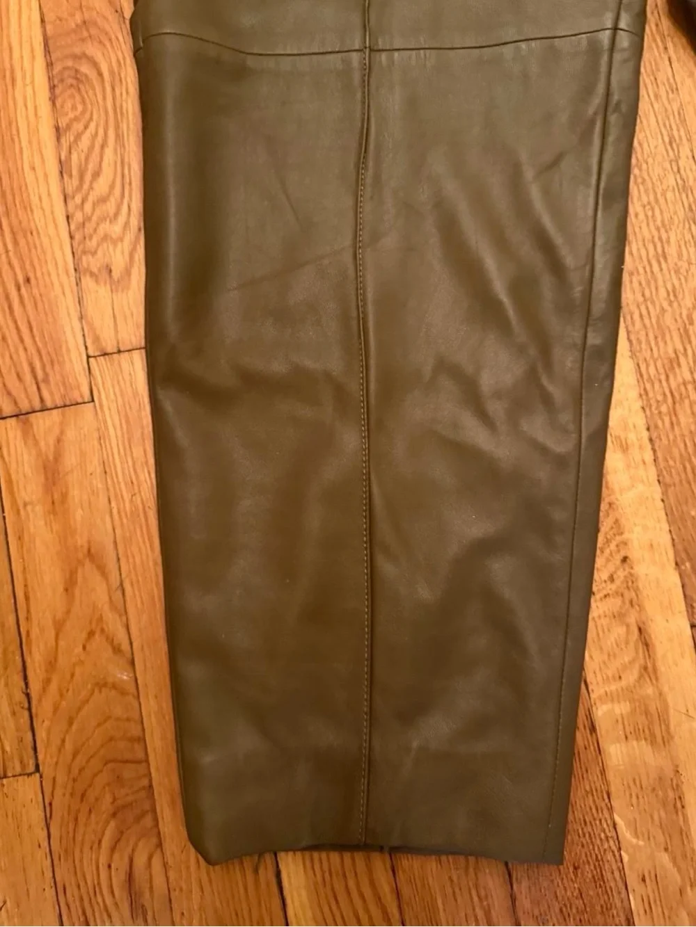 Tory Burch premium olive
